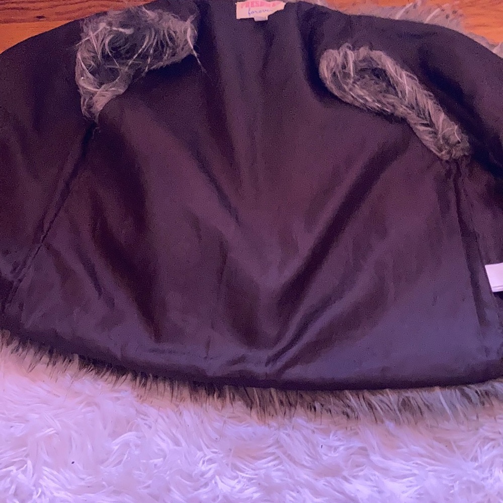 Fur jacket - Picture 3 of 4